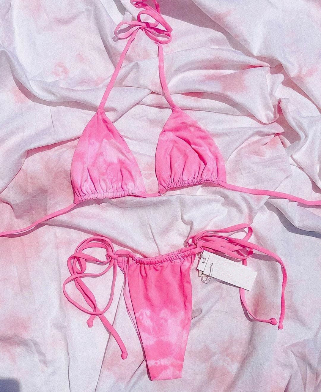 Women Split Swimsuit Rendering Printed Sexy