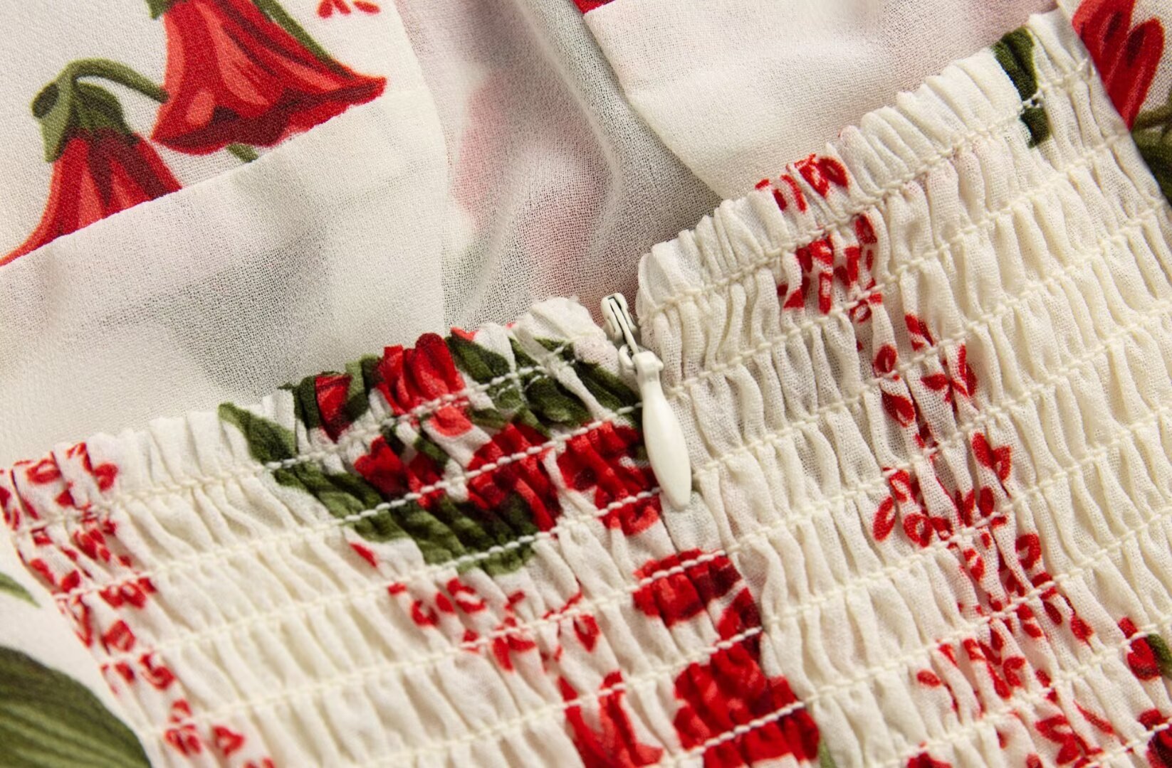 Summer French Tied Spaghetti Strap Short Dress High Grade Backless Red Floral Retro V neck Women Dress