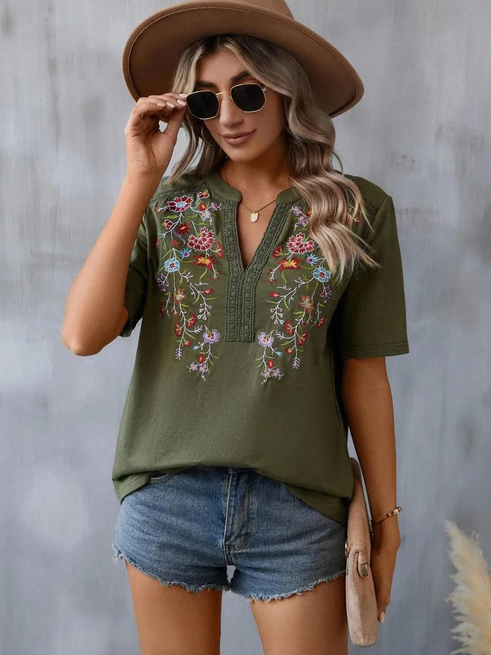 Women's Floral Embroidered Notched V-Neck T-Shirt – Short Sleeve Boho Lace Trim Top