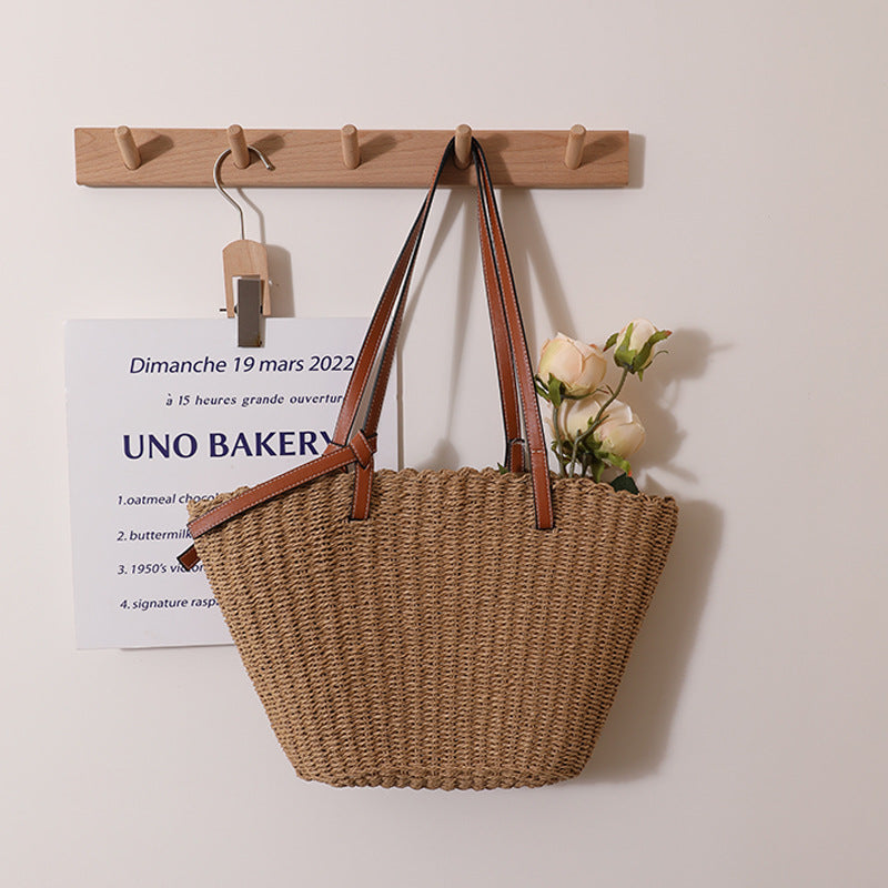 Simple Shoulder Straw Bag Large Capacity Woven Tote Women Bag Seaside Vacation Beach Bag