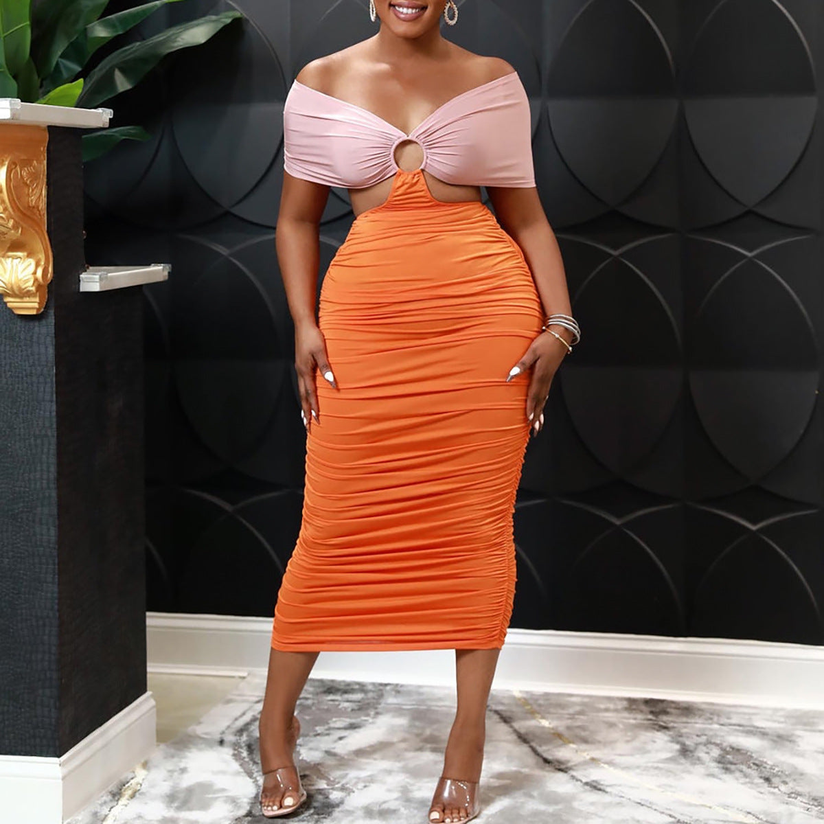 Women Wear Summer Backless Lace-up Wrapped Chest Pleated Sexy Color Block Dress