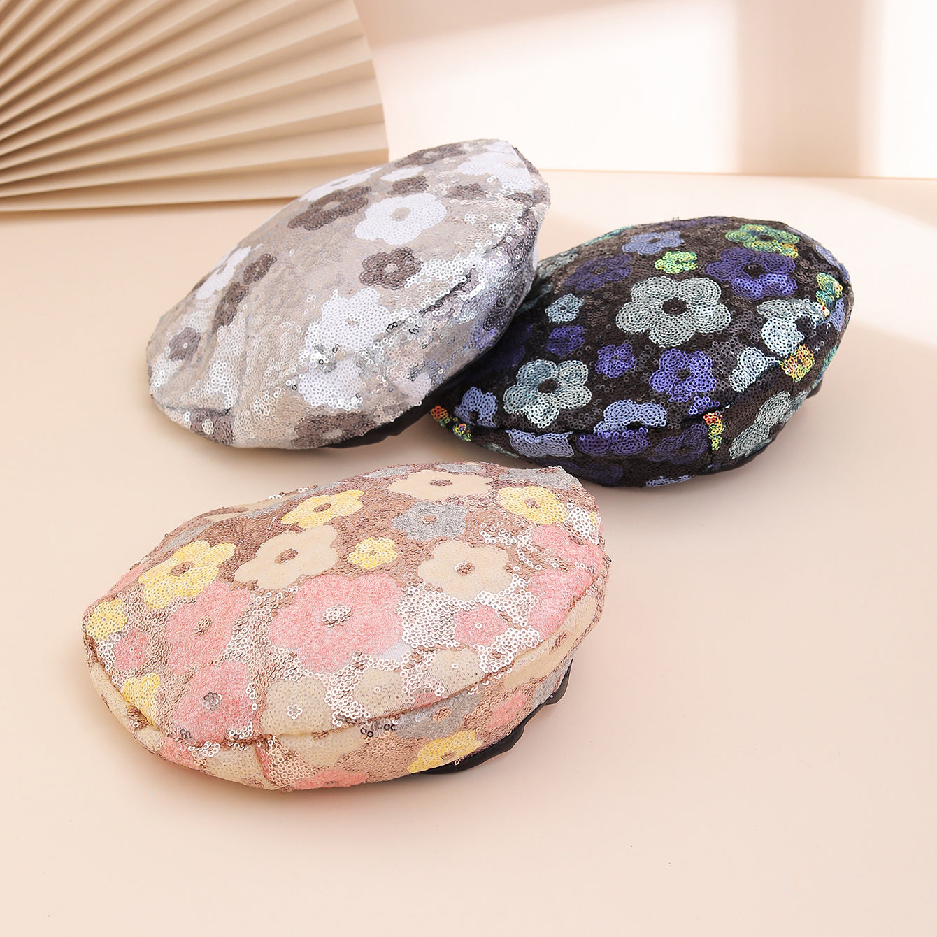 Sequin Flower Beret – Trendy Painter's Hat for Women | Outdoor & Everyday Style