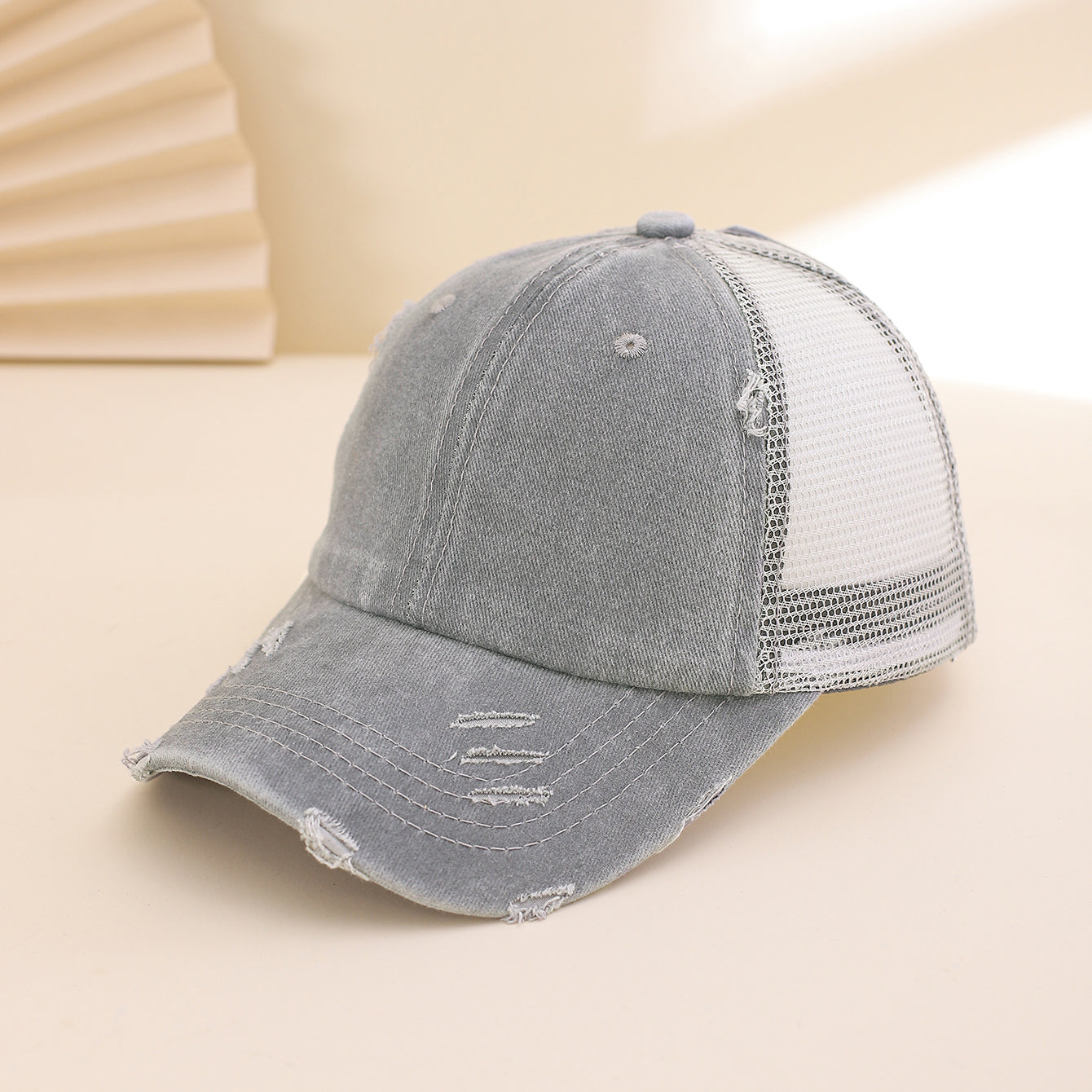 Distressed Washed Mesh Baseball Cap – Frayed Unisex Hat for Outdoor & Daily Wear
